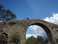 Il ponte Medievale sul Calore